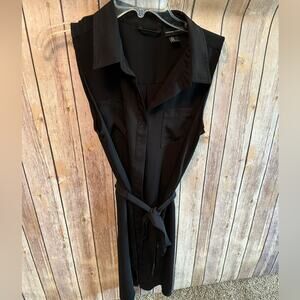 Adrienne Vittadini Sleeveless Button down with tie waist black dress, size 8.